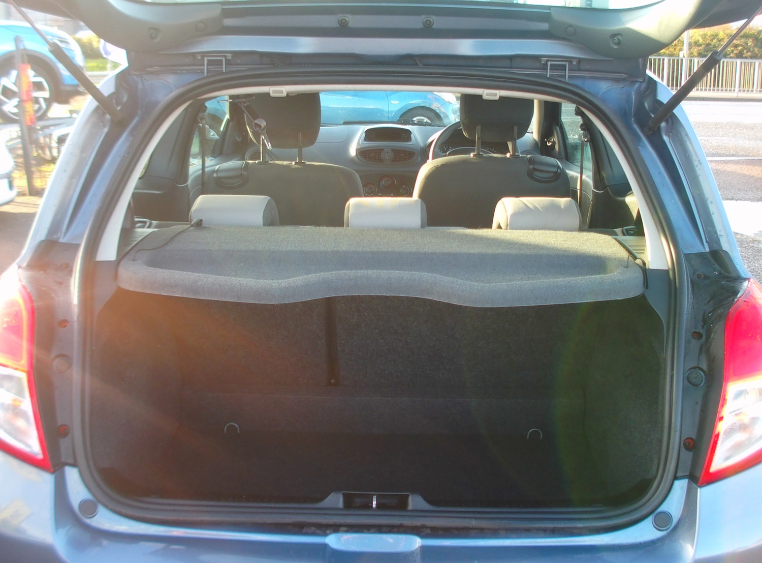 Used Renault Clio 2009 for sale - 76554442: Photo 7