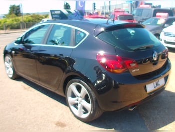 Used Vauxhall Astra 2010 for sale - 79151448: Photo