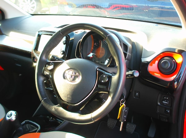 Used Toyota AYGO 2014 for sale - 75999433: Photo 10