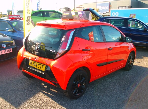 Used Toyota AYGO 2014 for sale - 75999433: Photo 6