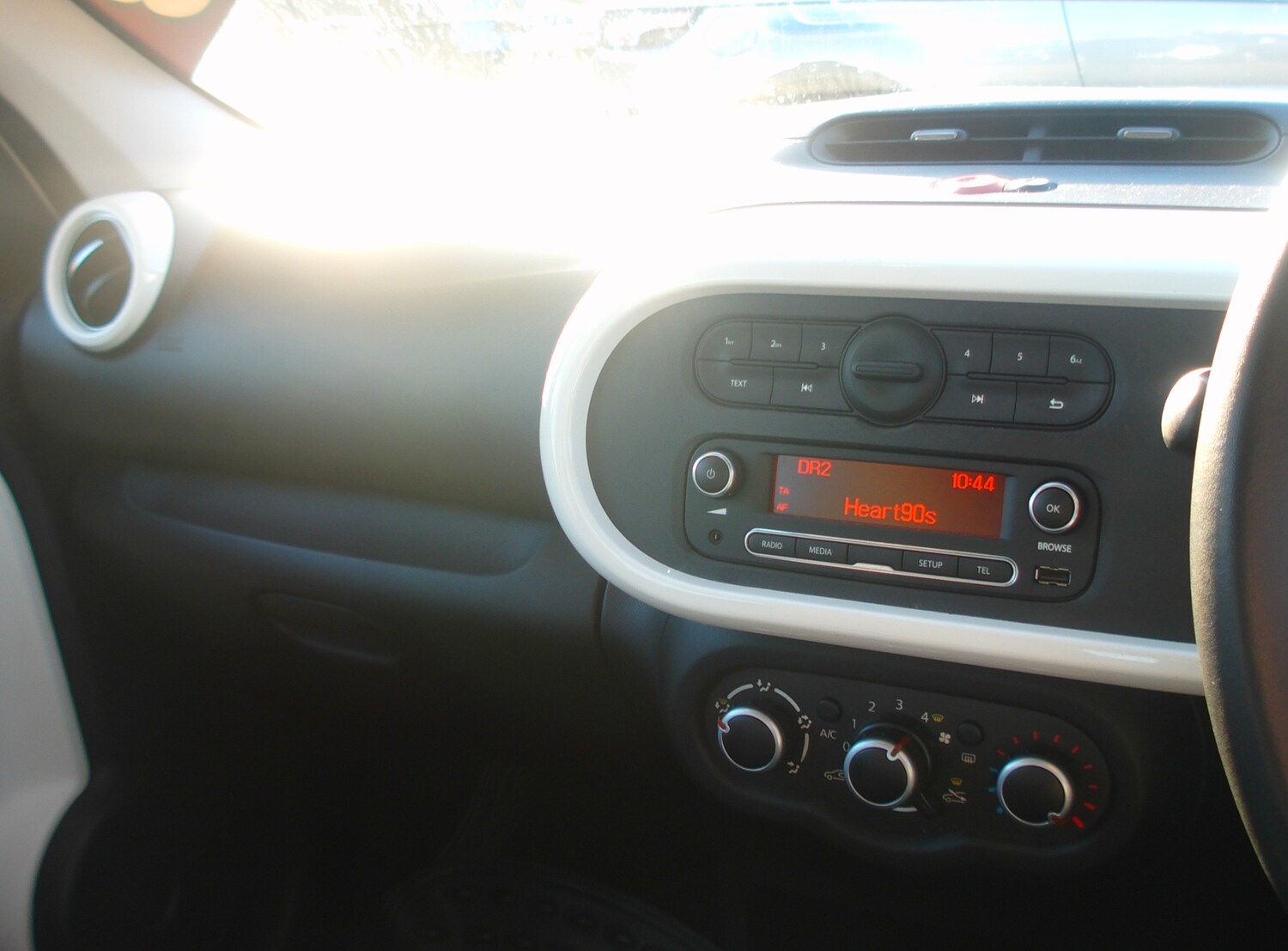 Used Renault Twingo 2016 for sale - 76588756: Photo 12