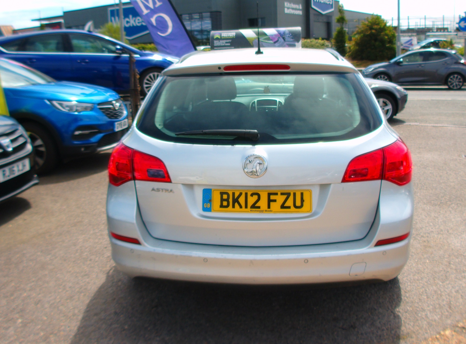 Vehicle 5