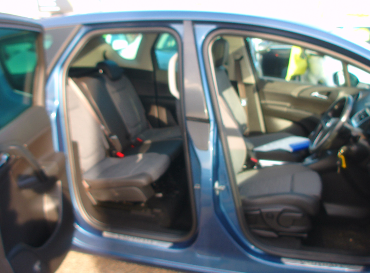 Used Vauxhall Meriva 2015 for sale - 78056018: Photo 8