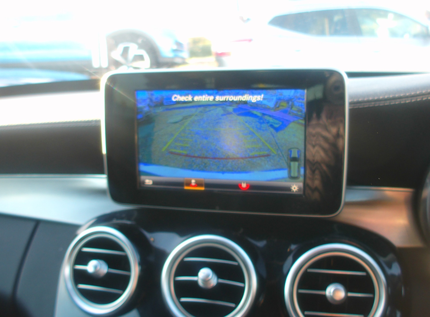 Used Mercedes-Benz C Class 2015 for sale - 77323978: Photo 14