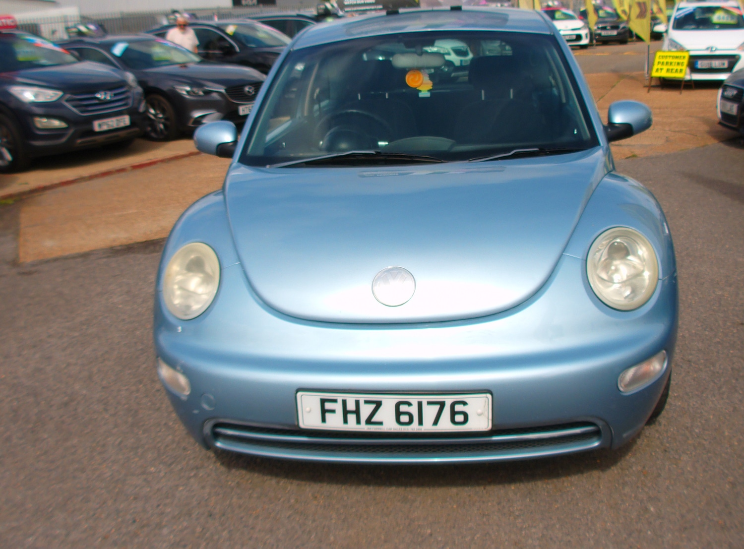 Used Volkswagen Beetle 2004 for sale - 77283132: Photo 2