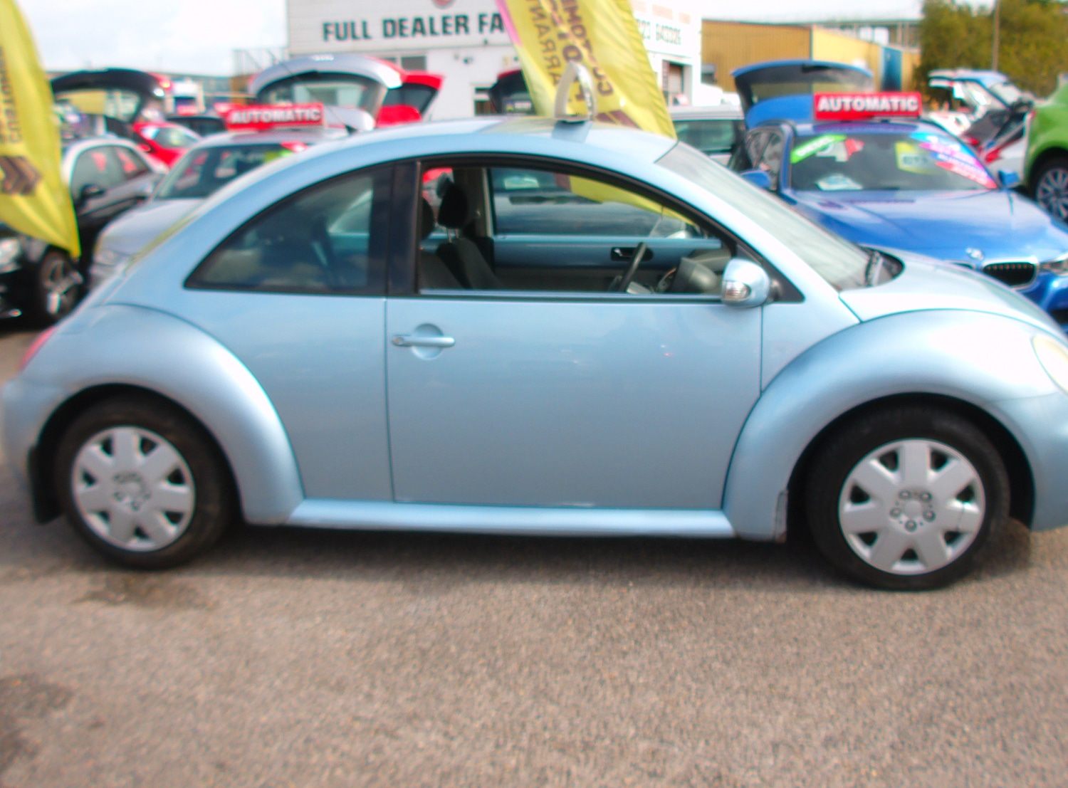 Used Volkswagen Beetle 2004 for sale - 77283132: Photo 6