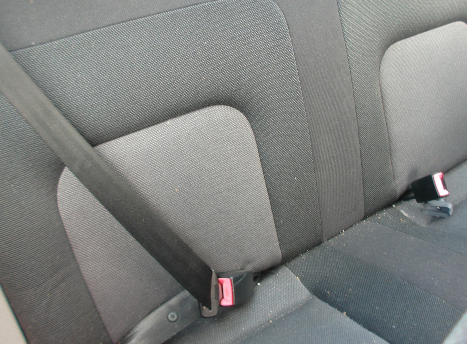 Used Volkswagen Beetle 2004 for sale - 77283132: Photo 7