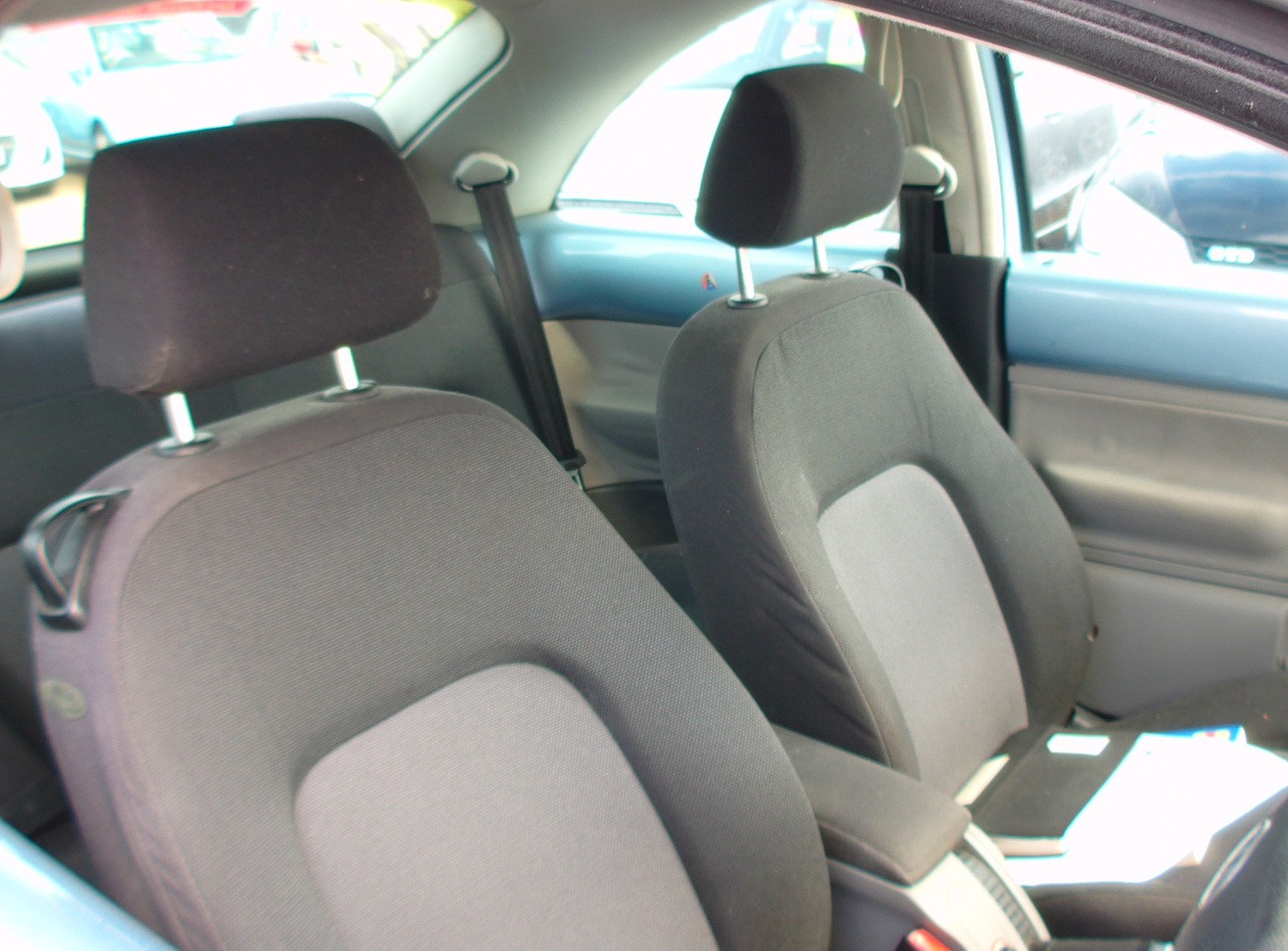 Used Volkswagen Beetle 2004 for sale - 77283132: Photo 8