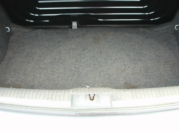 Used Volkswagen Polo 2004 for sale - 74986801: Photo 8