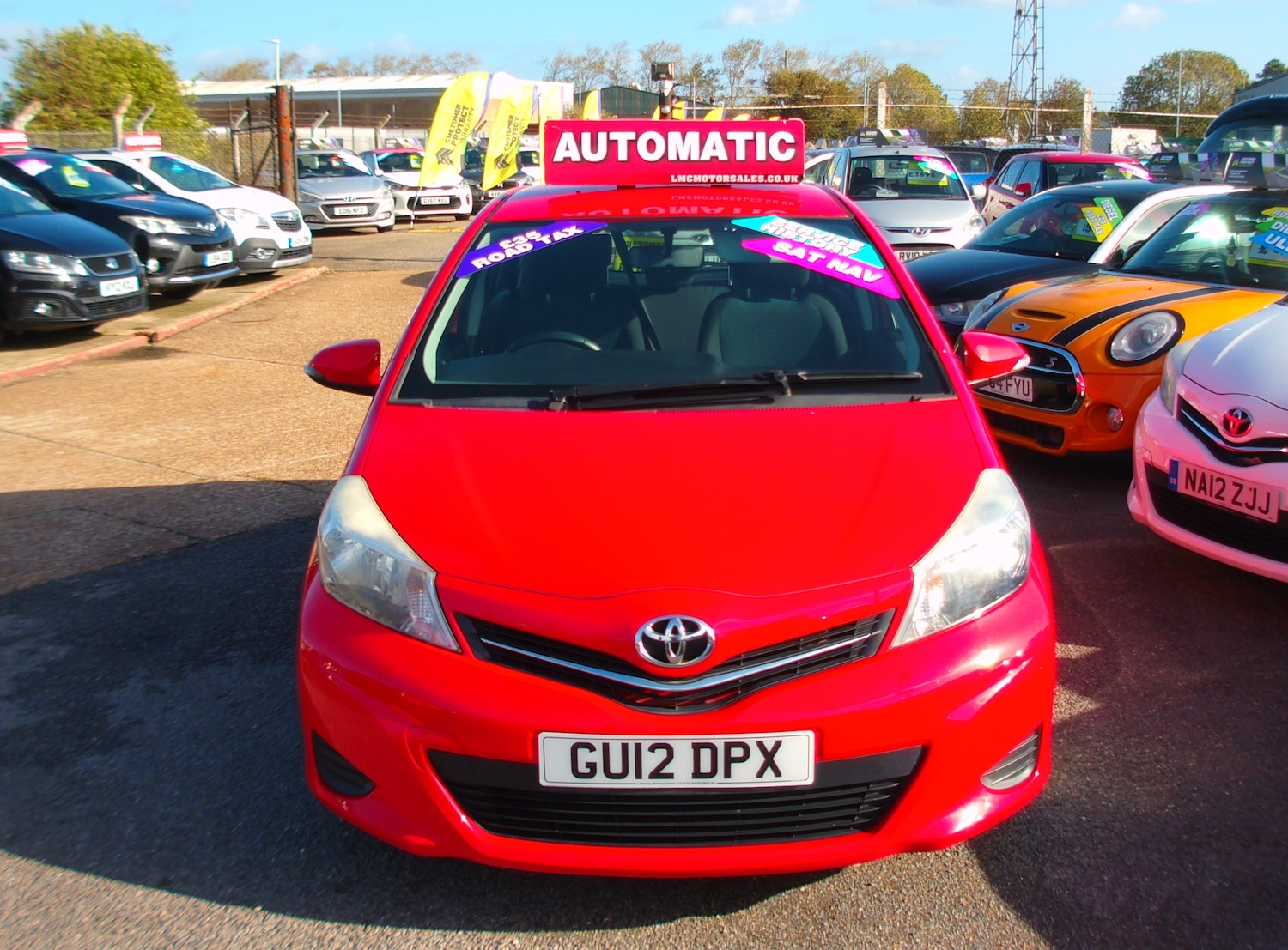 Used Toyota Yaris 2012 for sale - 76157771: Photo 2