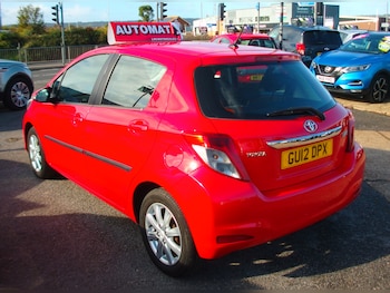 Used Toyota Yaris 2012 for sale - 76157771: Photo 4