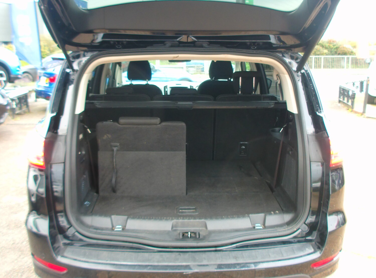 Used Ford S-Max 2016 for sale - 76405833: Photo 7