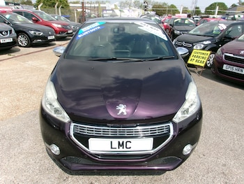 Used Peugeot 208 2015 for sale - 79539421: Photo