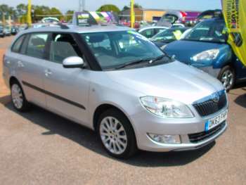 2013 (63) - 1.6 TDI CR 105 Elegance 5dr