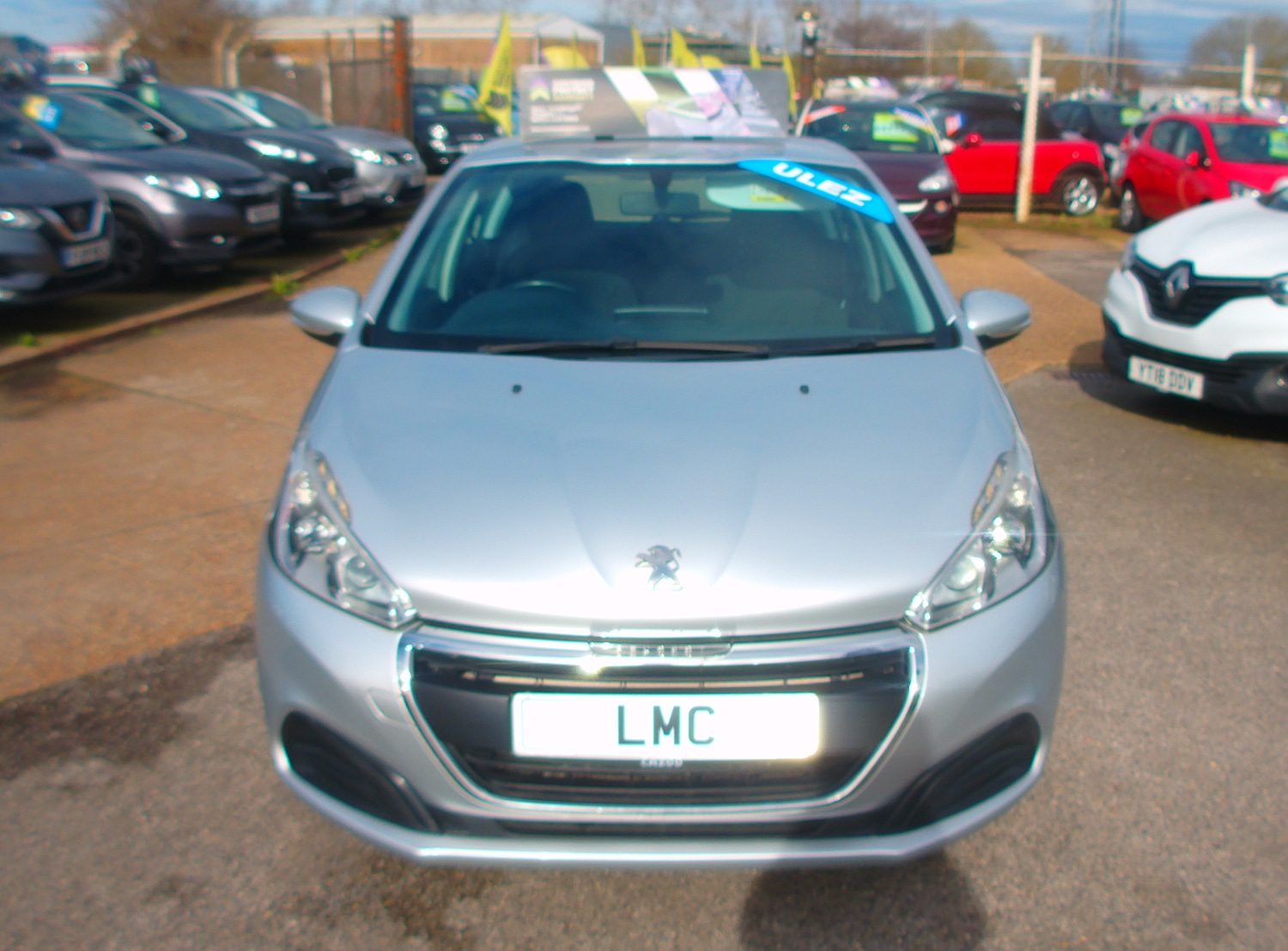 Used Peugeot 208 2015 for sale - 77820038: Photo 2