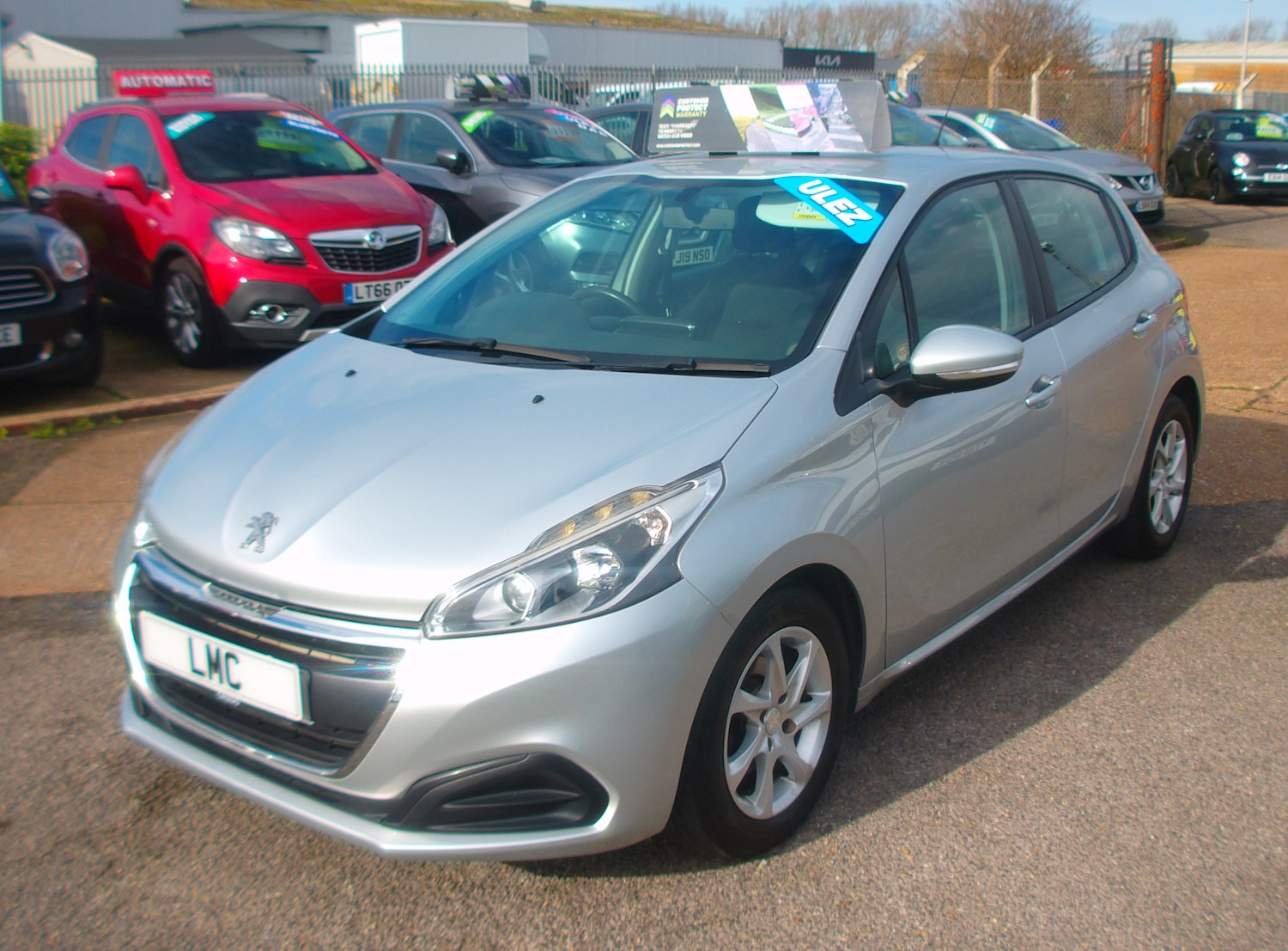 Used Peugeot 208 2015 for sale - 77820038: Photo 3