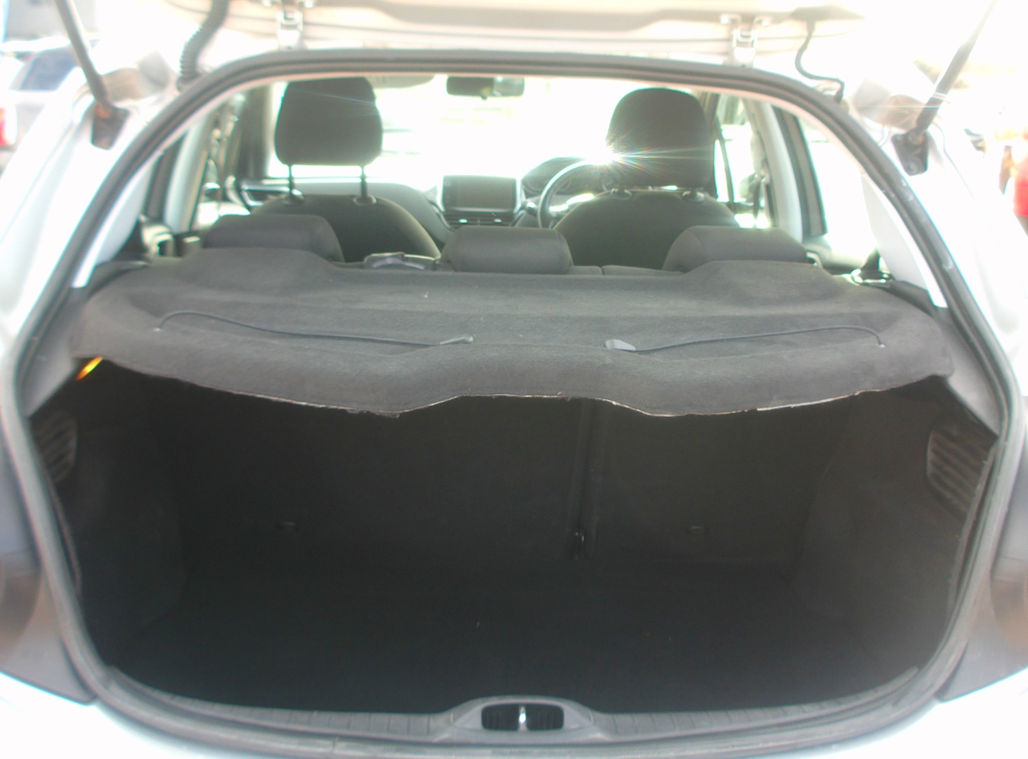 Used Peugeot 208 2015 for sale - 77820038: Photo 7