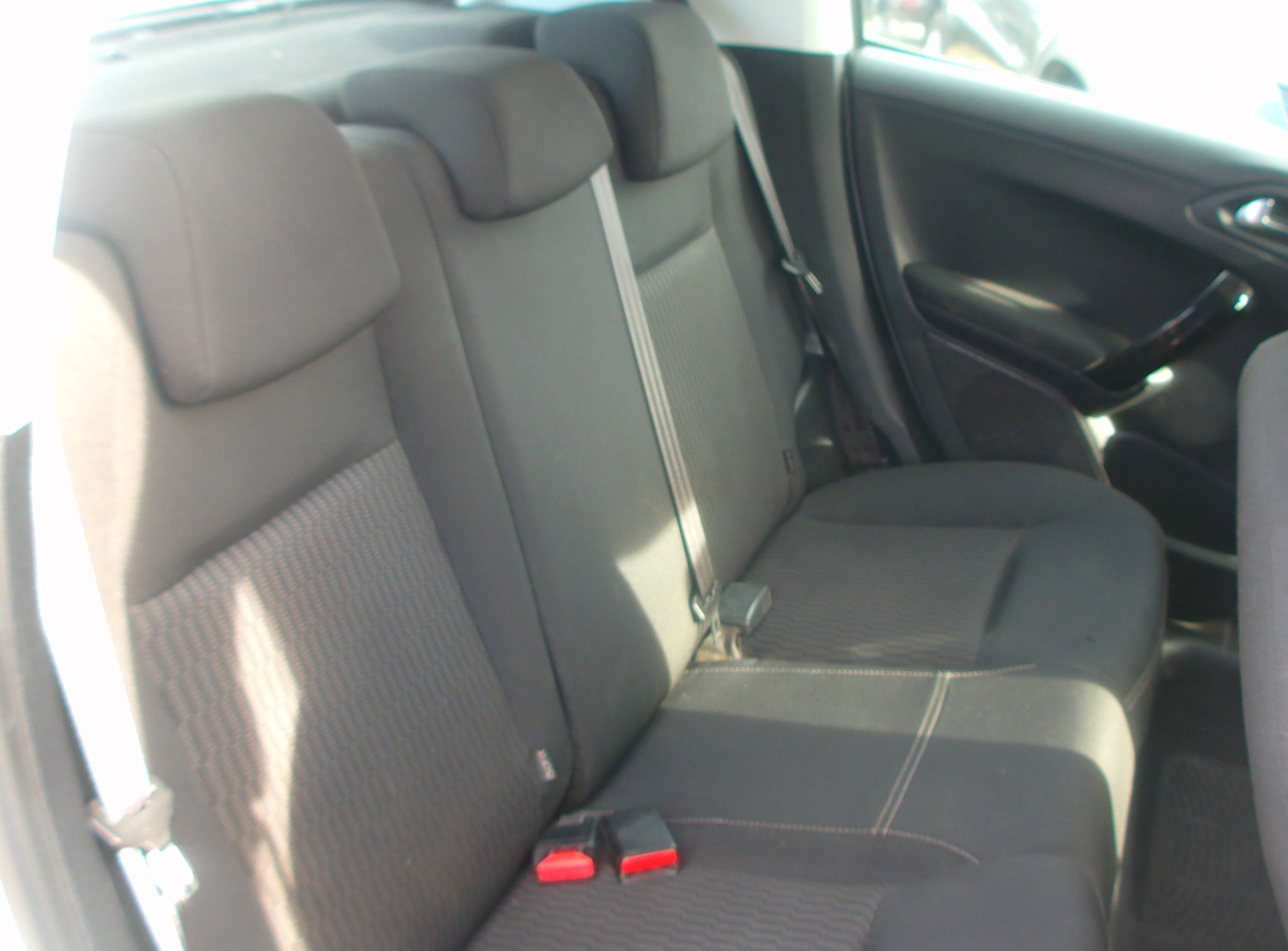 Used Peugeot 208 2015 for sale - 77820038: Photo 8