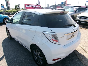 Used Toyota Yaris 2013 for sale - 79289792: Photo