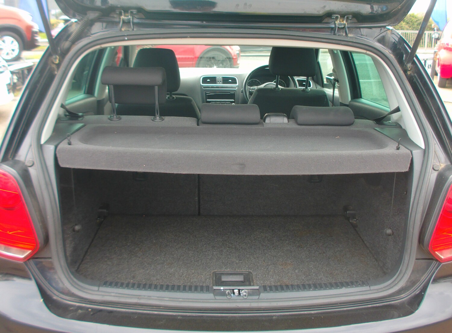 Used Volkswagen Polo 2013 for sale - 78177197: Photo 6