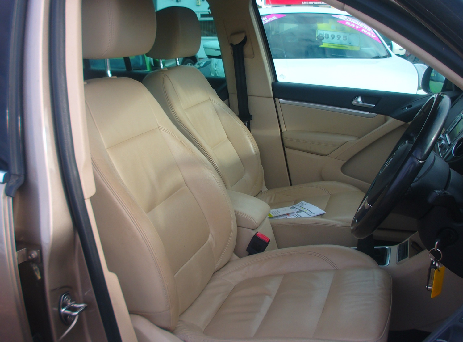 Used Volkswagen Tiguan 2014 for sale - 76357830: Photo 9