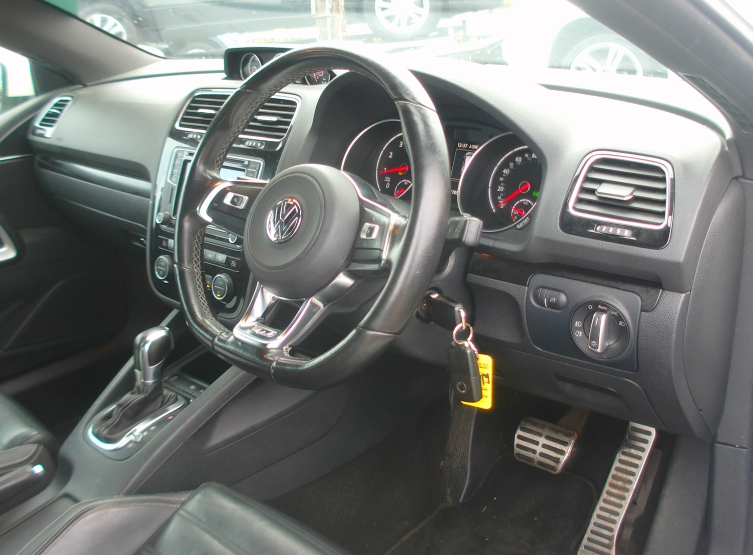 Used Volkswagen Scirocco 2015 for sale - 77283129: Photo 10