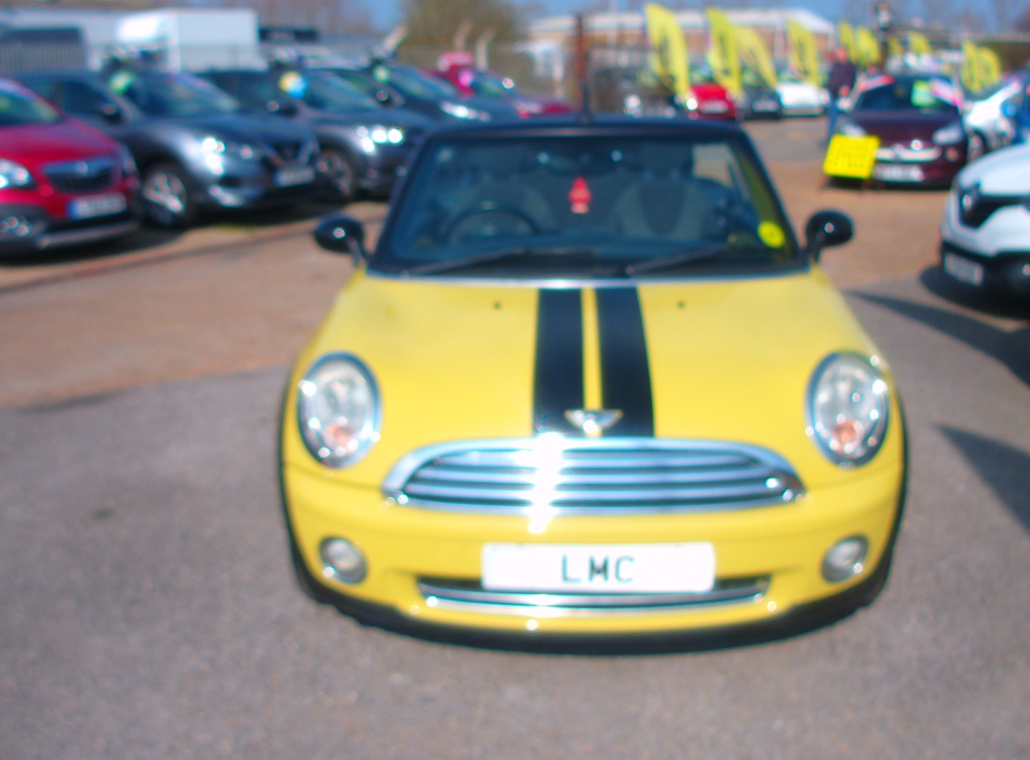 Used MINI Convertible 2010 for sale - 77981425: Photo 2