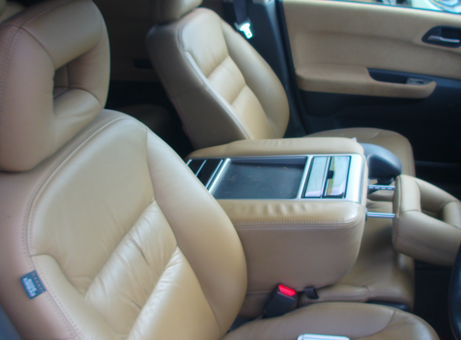 Used Honda FR-V 2010 for sale - 77980217: Photo 11