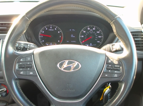 Used Hyundai i20 2018 for sale - 76149161: Photo 11