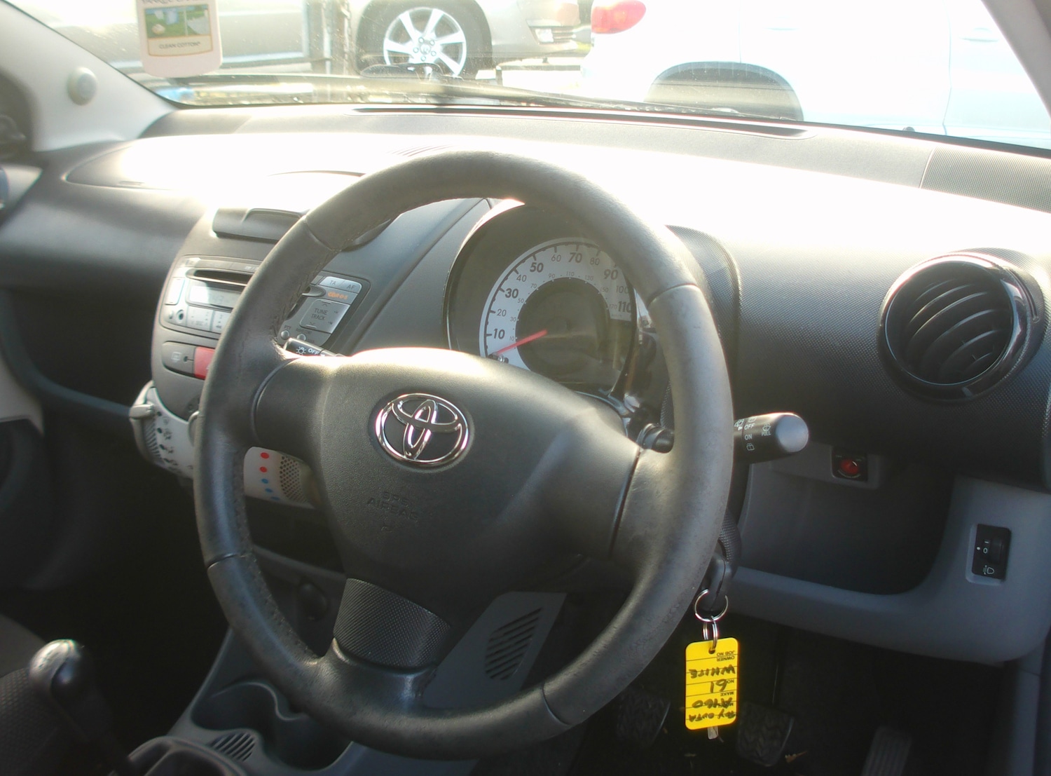 Used Toyota AYGO 2011 for sale - 77139304: Photo 10