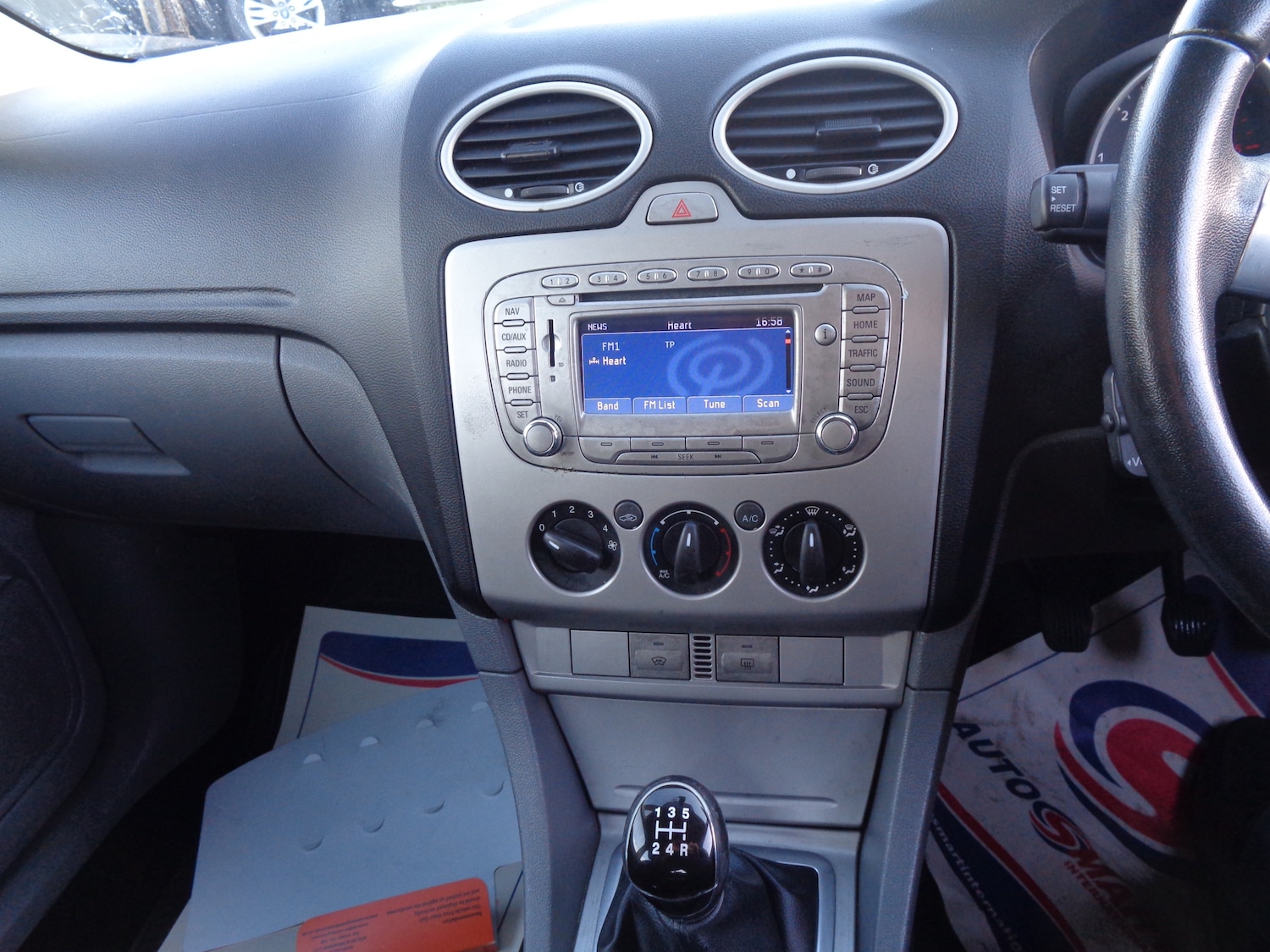 Used Ford Focus 2011 for sale - 76625729: Photo 11