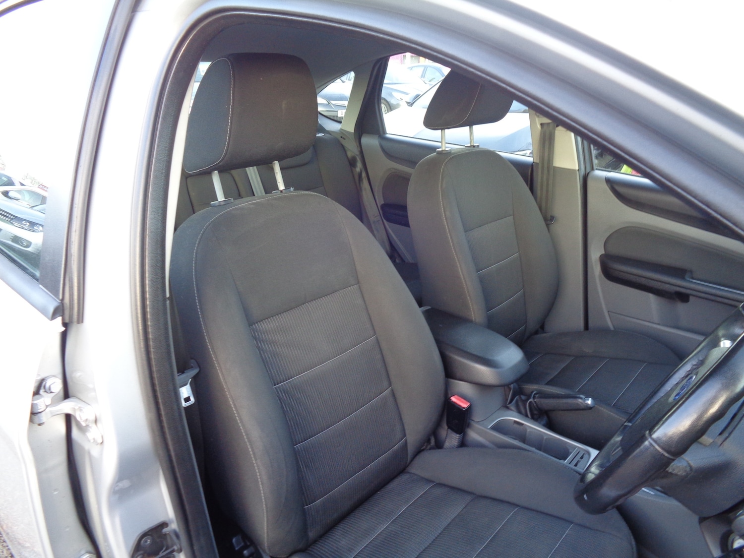 Used Ford Focus 2011 for sale - 76625729: Photo 9