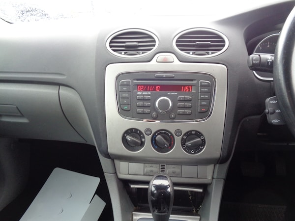 Used Ford Focus 2010 for sale - 74405543: Photo 11