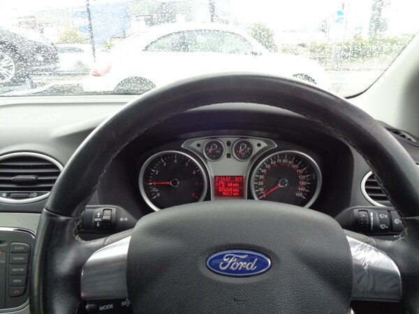 Used Ford Focus 2010 for sale - 74405543: Photo 12