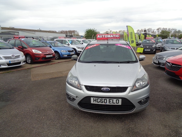 Used Ford Focus 2010 for sale - 74405543: Photo 2