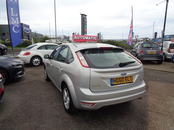 Used Ford Focus 2010 for sale - 74405543: Photo 4
