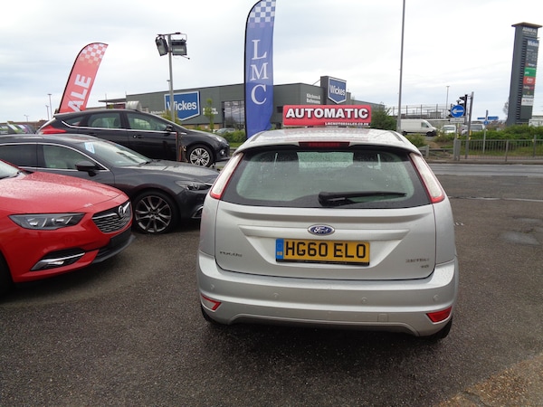 Used Ford Focus 2010 for sale - 74405543: Photo 5