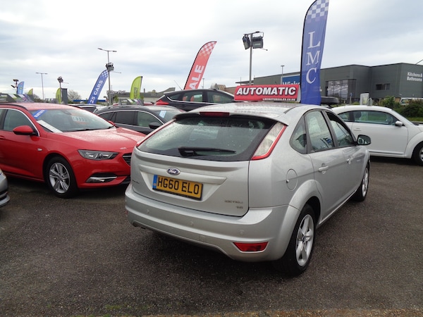 Used Ford Focus 2010 for sale - 74405543: Photo 6