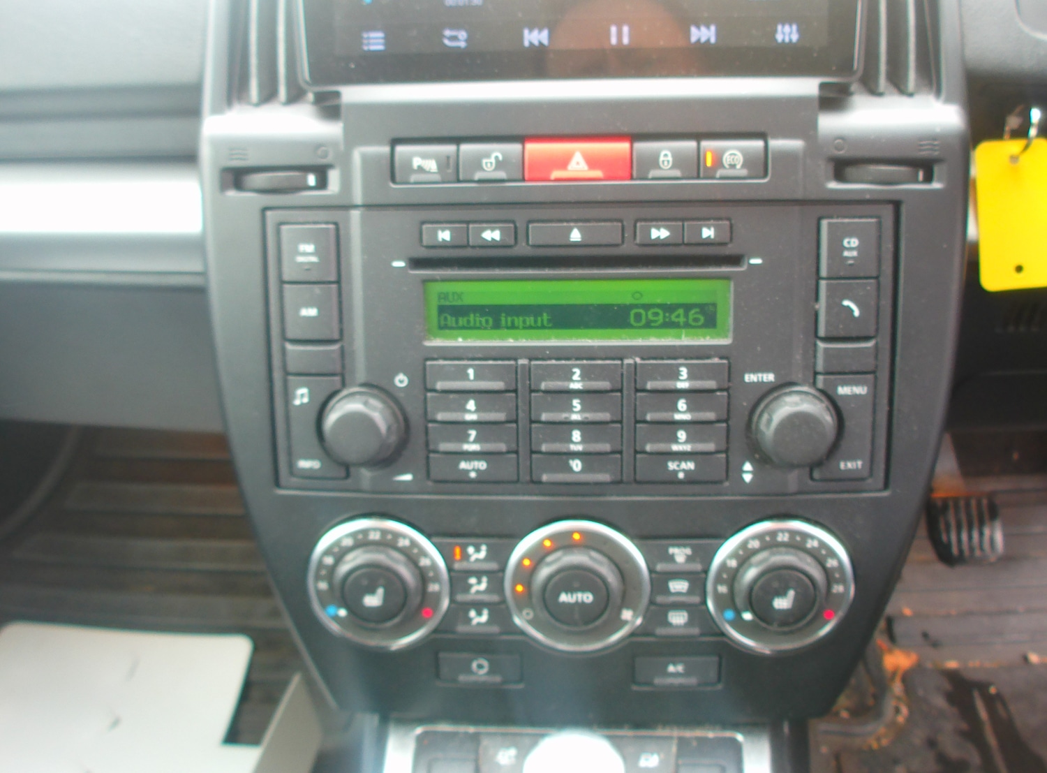 Used Land Rover Freelander 2 2011 for sale - 76376847: Photo 10