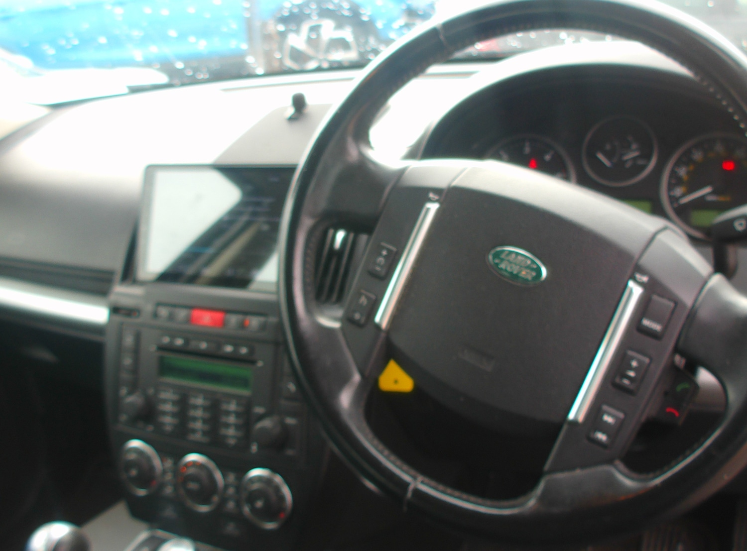Used Land Rover Freelander 2 2011 for sale - 76376847: Photo 9