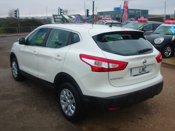 Used Nissan Qashqai 2016 for sale - 77533725: Photo