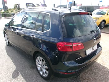 Used Volkswagen Golf SV 2015 for sale - 79805766: Photo