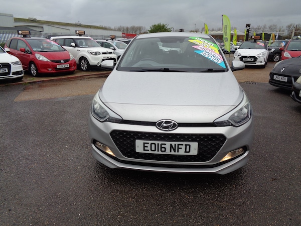 Used Hyundai i20 2016 for sale - 69059837: Photo 2