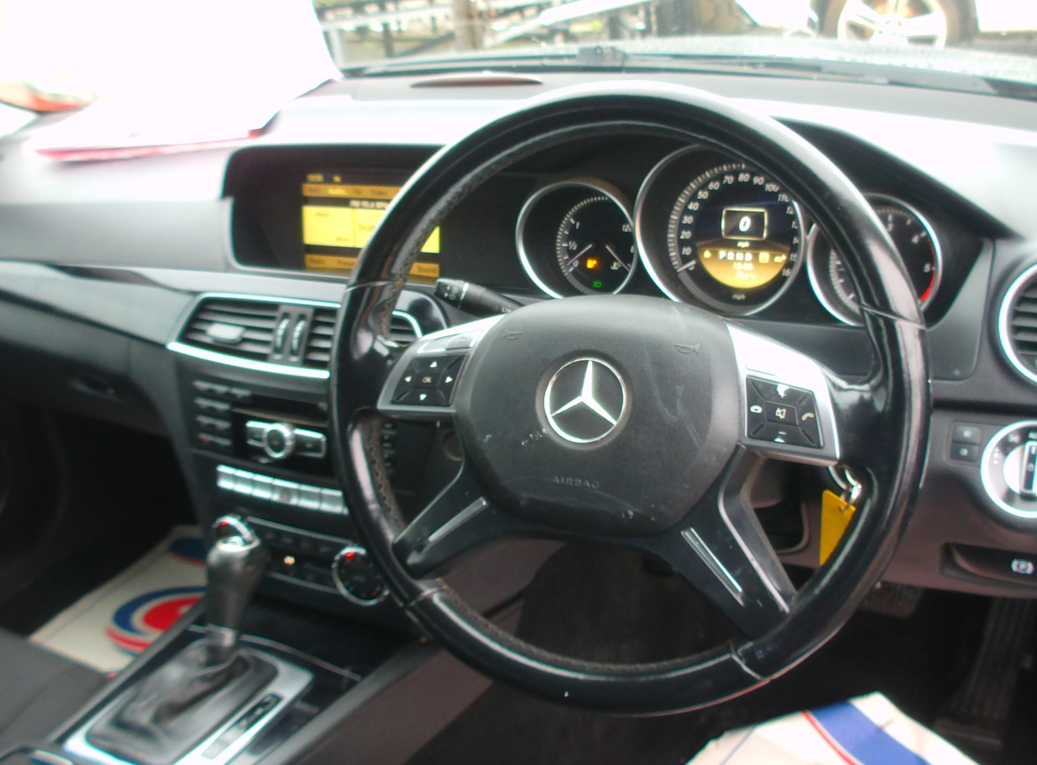 Used Mercedes-Benz C Class 2011 for sale - 76961841: Photo 10