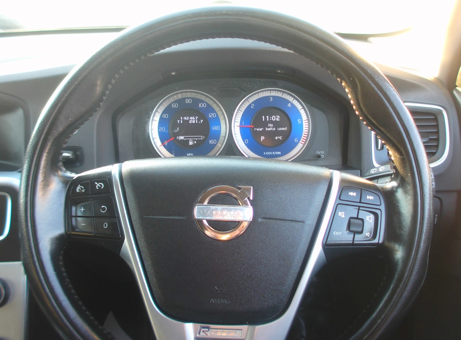 Used Volvo V60 2012 for sale - 76611791: Photo 11