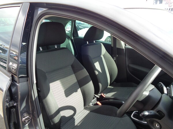 Used Volkswagen Polo 2011 for sale - 74014902: Photo 9