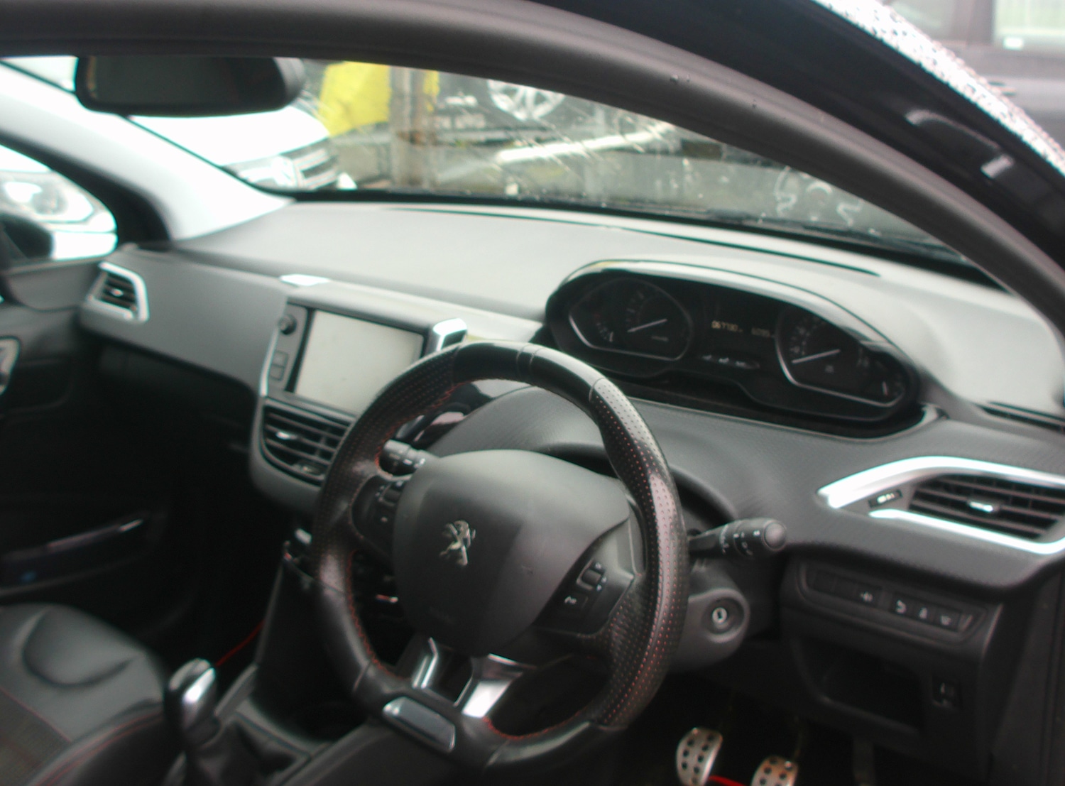 Used Peugeot 208 2016 for sale - 77593277: Photo 11