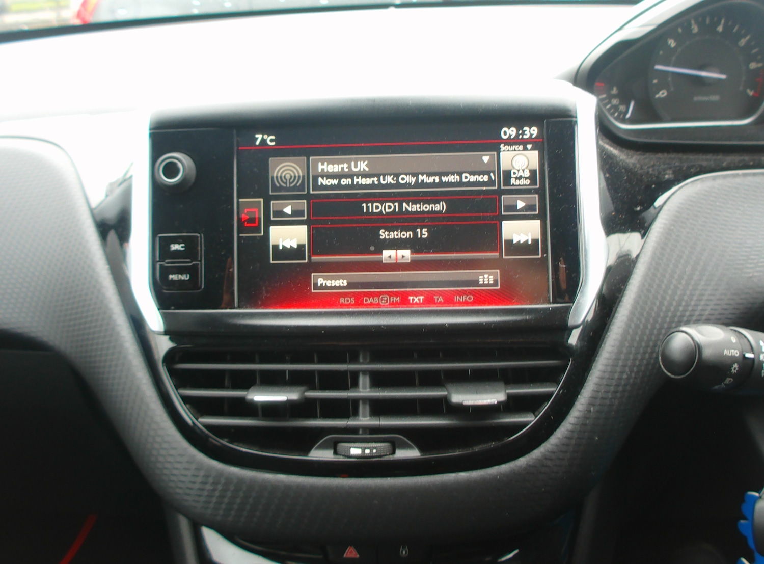 Used Peugeot 208 2016 for sale - 77593277: Photo 12