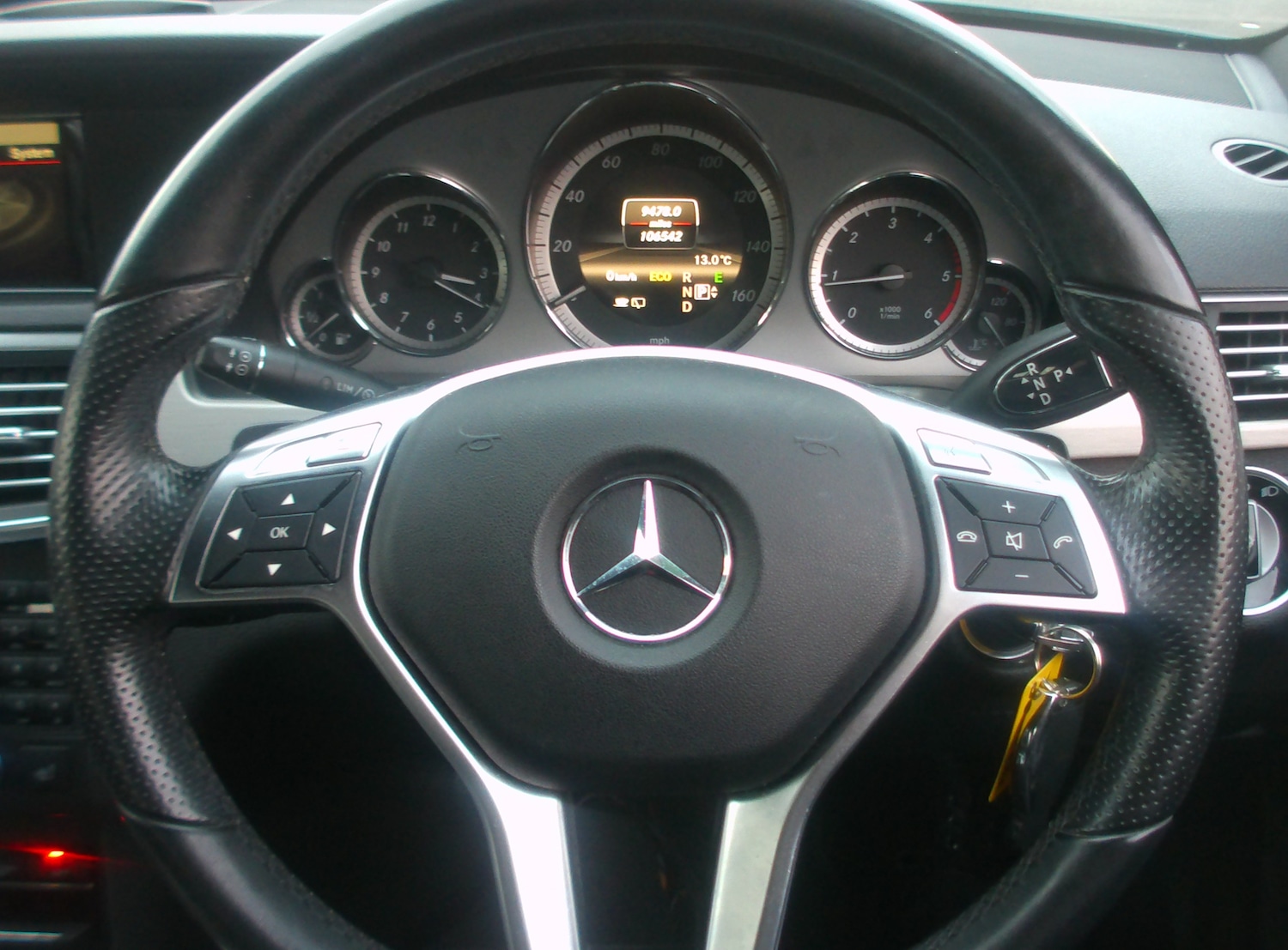 Used Mercedes-Benz E Class 2013 for sale - 76830835: Photo 11