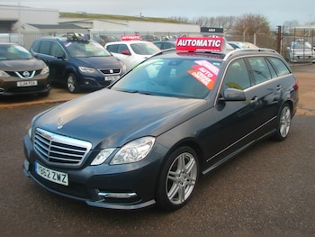 Used Mercedes-Benz E Class 2013 for sale - 76830835: Photo